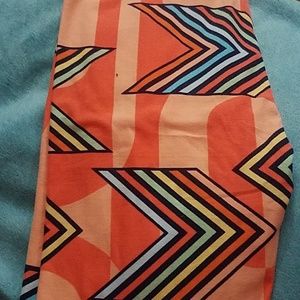 LULAROE! Pair of one size leggings.